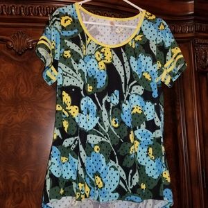 Lularoe classic top size medium